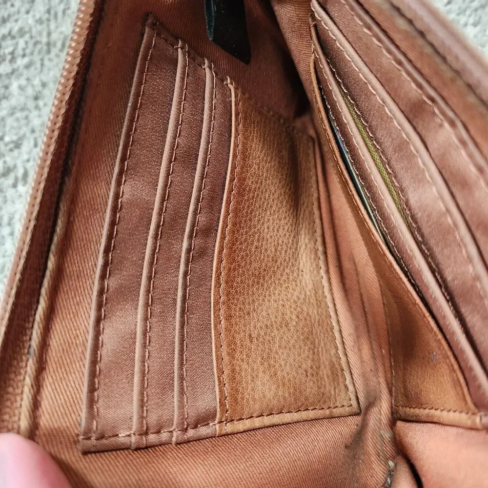Fossil up sale